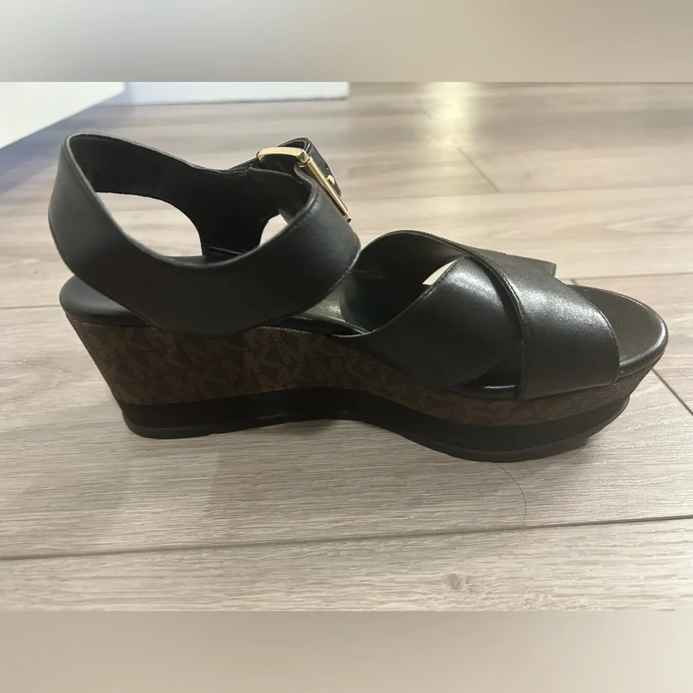Michael Kors Black Leather Platform Wedge Sandals with Gold Buckle (Size 7)